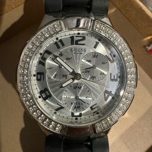 | Guess Watch ⌚️ |